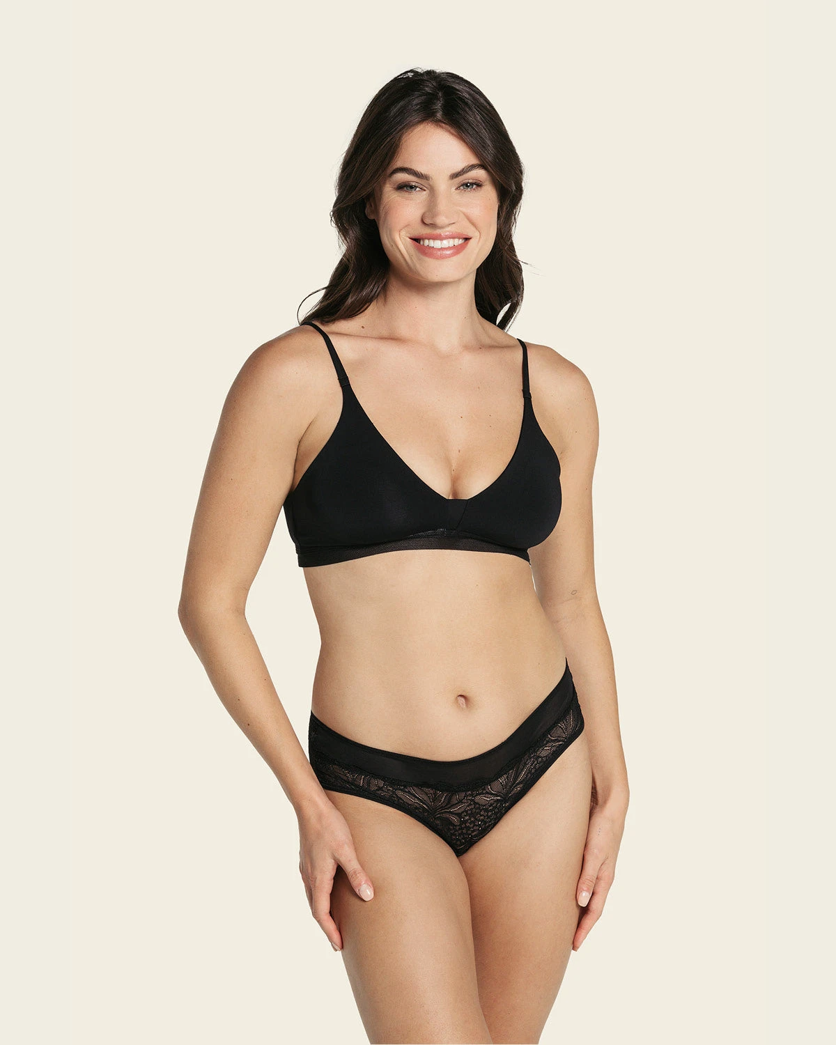 Scalloped Lace Cheeky Hiphugger Knicker 4 Scalloped Lace Cheeky Hiphugger Knicker - Image 4