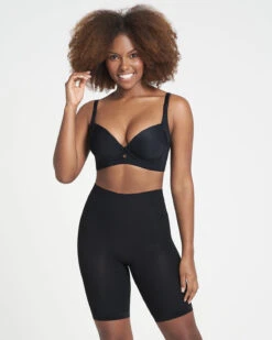 Seamless Luxe Smoothing Slip Short