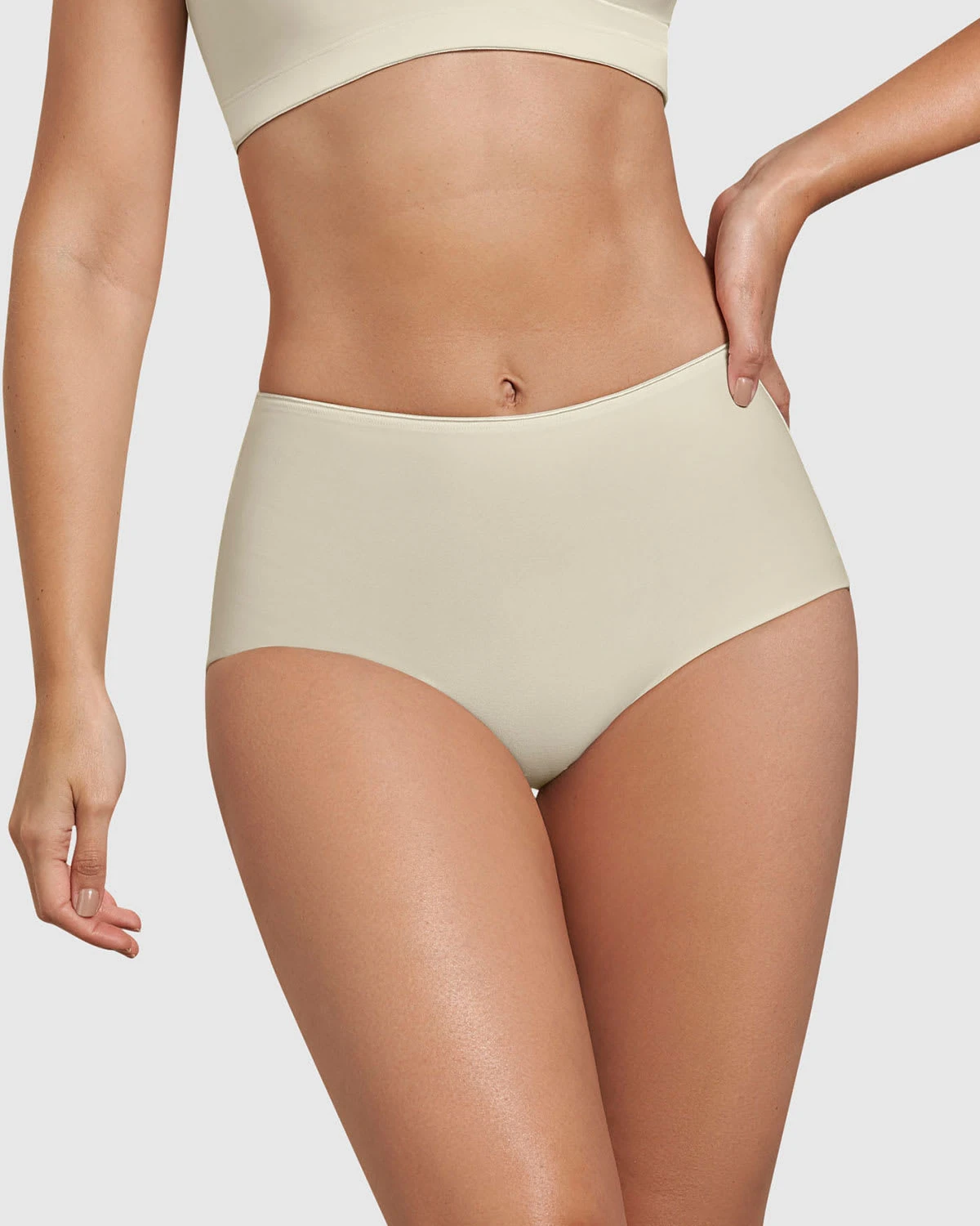 Classic Eco-Friendly Shaping Knicker Made From Recycled PET Bottle 1 Classic Eco-Friendly Shaping Knicker Made From Recycled PET Bottle
