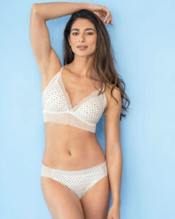 Soft Lace Wireless Multiway Bralette -Tempt Lingerie Shop 091009 191 1200X1500 4