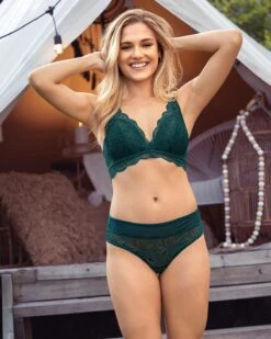 Scalloped Lace Wireless Bralette -Tempt Lingerie Shop 091012 650 1200X1500 3