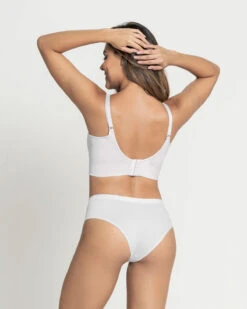 High-Tech Seamless Mid-Rise Cheeky Knicker 26 High-Tech Seamless Mid-Rise Cheeky Knicker -Tempt Lingerie Shop 092030 000 1200X1500 3