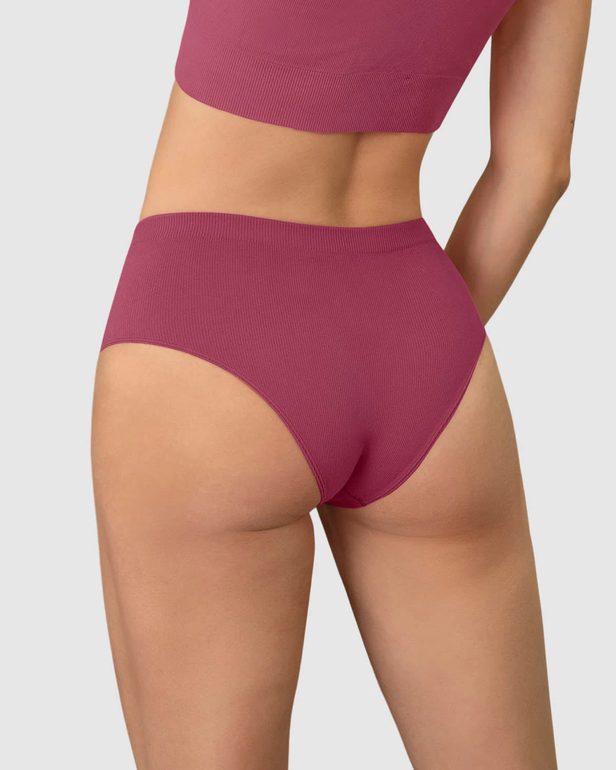 High-Tech Seamless Mid-Rise Cheeky Knicker 1 High-Tech Seamless Mid-Rise Cheeky Knicker