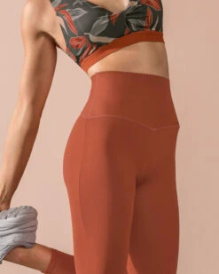 Sports Legging With Antibacterial Technology Infused With Aloe Vera 29 Sports Legging With Antibacterial Technology Infused With Aloe Vera -Tempt Lingerie Shop 195565 221 1200x1500 2021 5