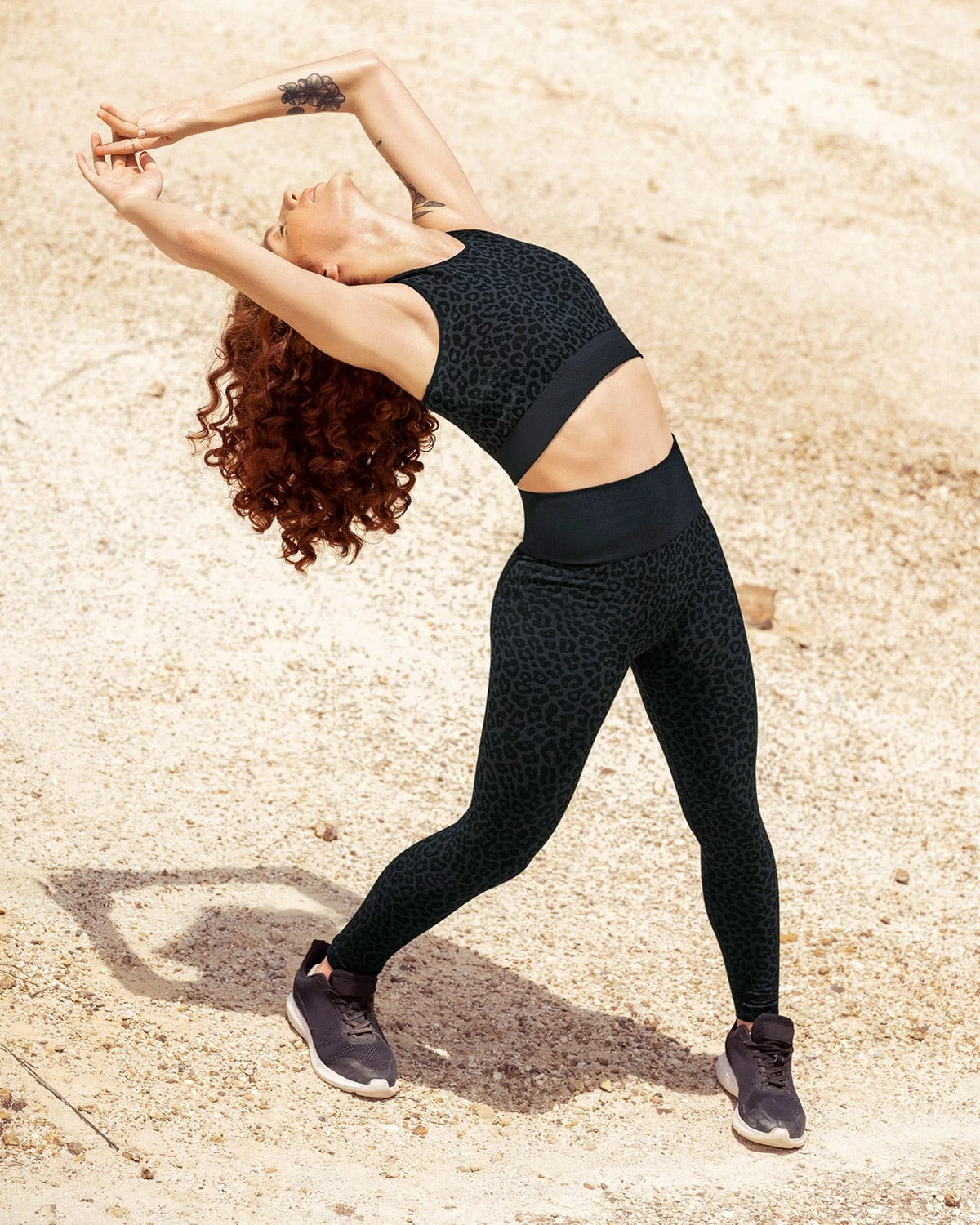 Sculpting High-Waisted Graphic Active Legging 5 Sculpting High-Waisted Graphic Active Legging - Image 5