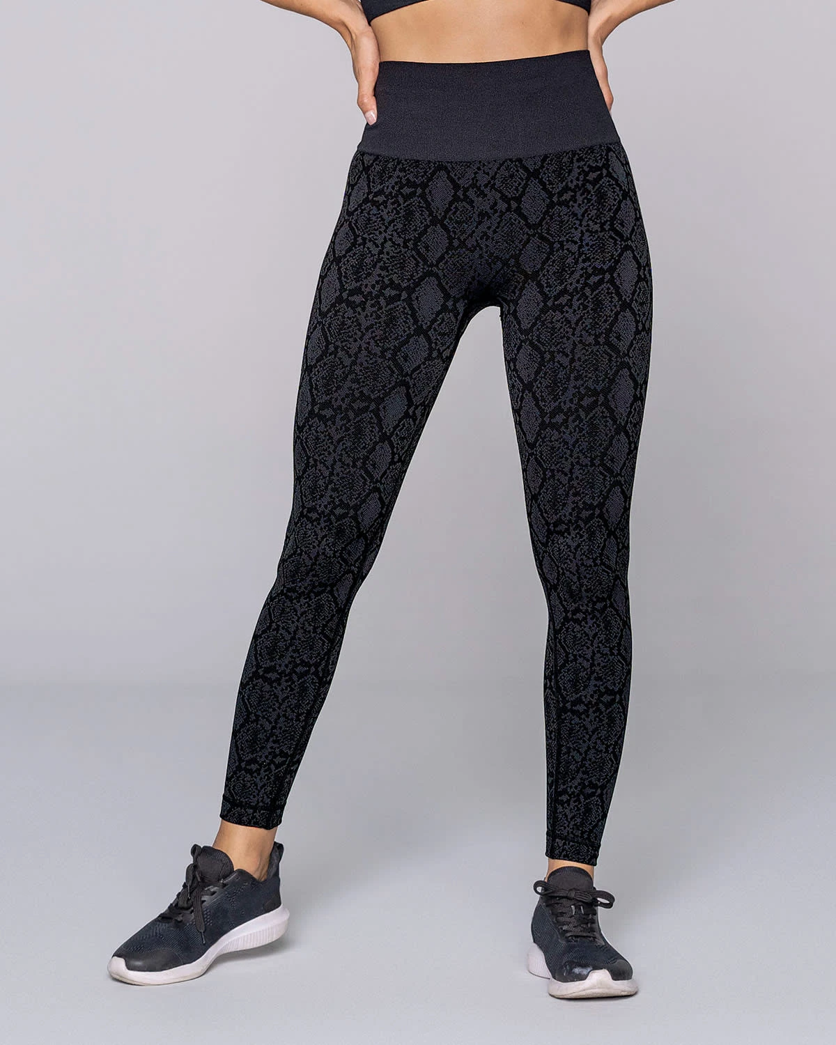 Sculpting High-Waisted Graphic Active Legging 11 Sculpting High-Waisted Graphic Active Legging - Image 11