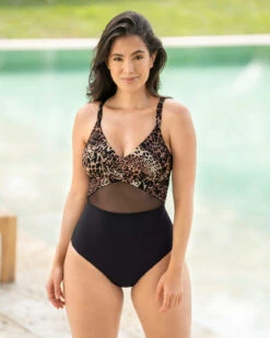 Cross-Front Checkered One-Piece Slimming Swimsuit