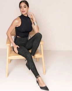 Reversible High-Waisted Active Shaper Legging -Tempt Lingerie Shop 441005 068 1200X1500 6